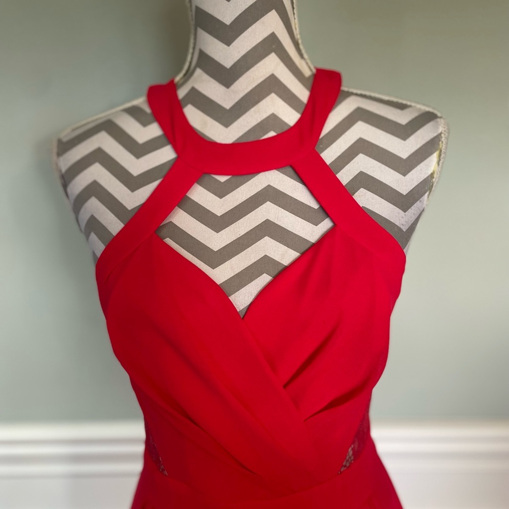 BCBGeneration Red Glamour Cutout Halter Chiffon EveningGown – Lace Detail Size 6 - Picture 6 of 12